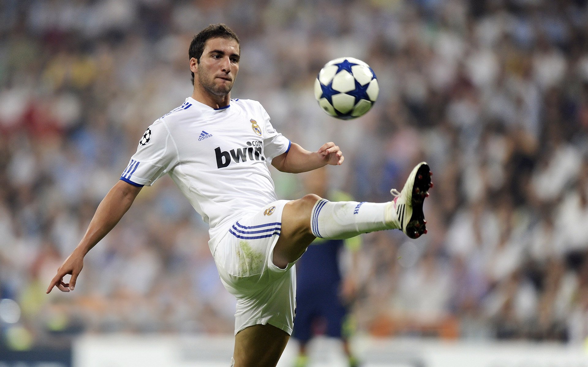 威少射手技高高砍24分，雷霆轻取国王，威少首次回雷霆