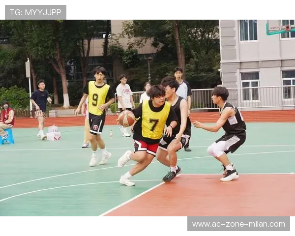 “未来之光”青少年篮球明星训练营在南京全面启动，未来篮球公园南京